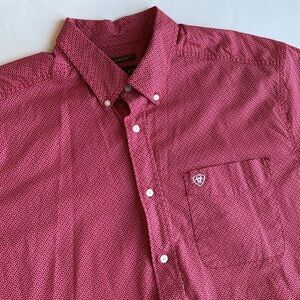 Ariat Stretch Red White Geometric Short Sleeve Button Shirt Pocket Mens Size XL‎